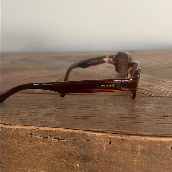Ralph Lauren sunglasses - Picture 3 of 8